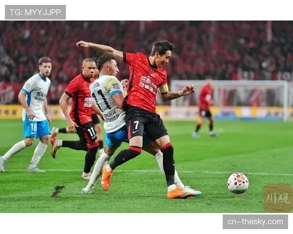 费利佩帽子戏法,成都蓉城4-2大胜青岛海牛